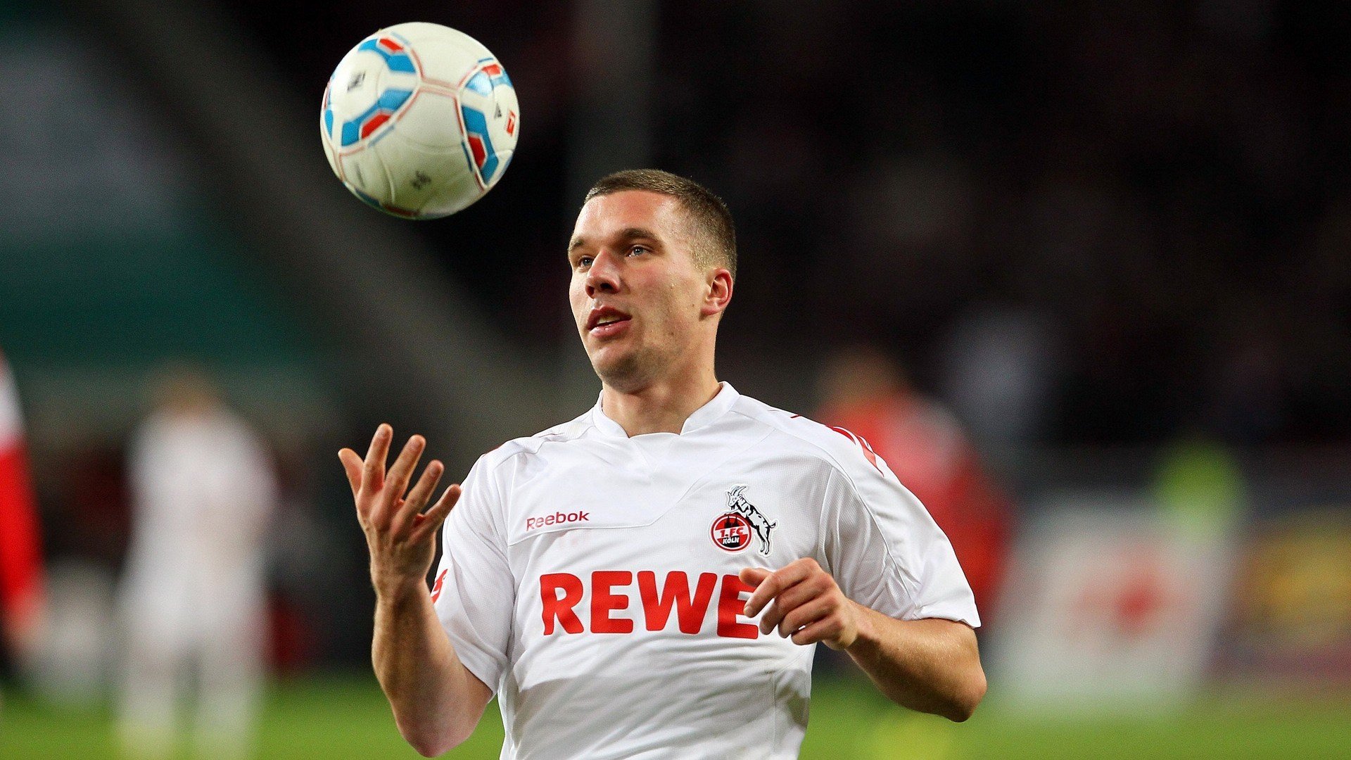 令人热血沸腾的“冠军夜”完美回顾，冠军会是谁